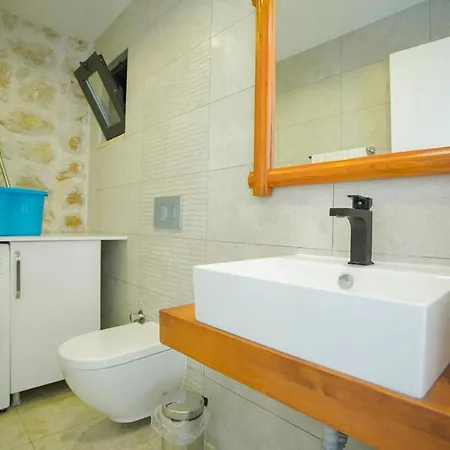 Willa Ada 4 Sleeps Isolated And Heated Pool *