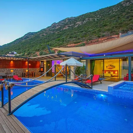 Willa Ada 4 Sleeps Isolated And Heated Pool
